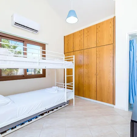 Villa Sarah Ayia Napa