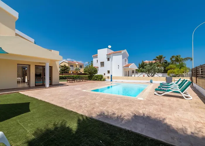 Vila Sarah Ayia Napa